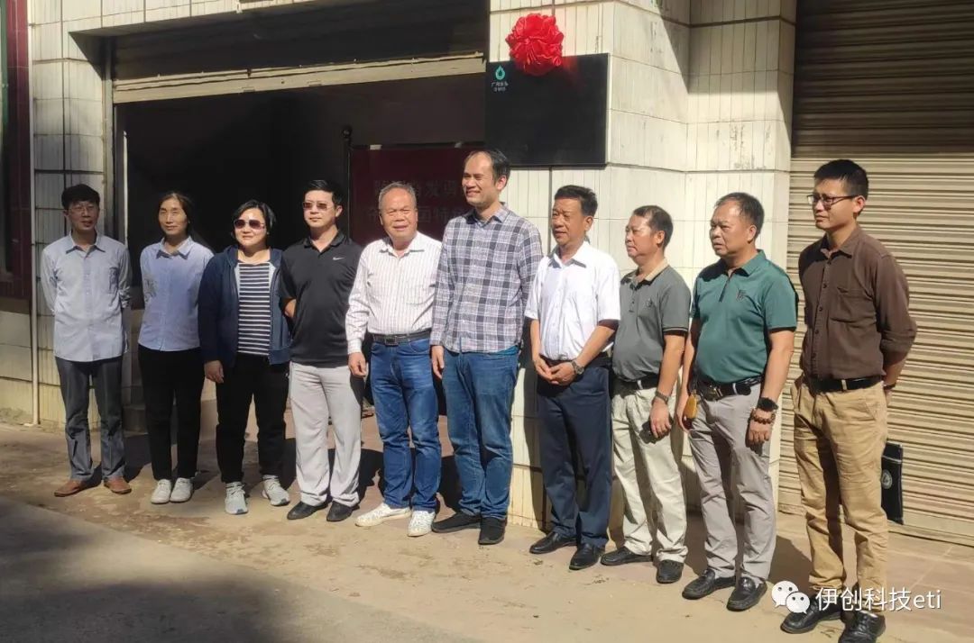 26882906.jpg 26882906.jpg